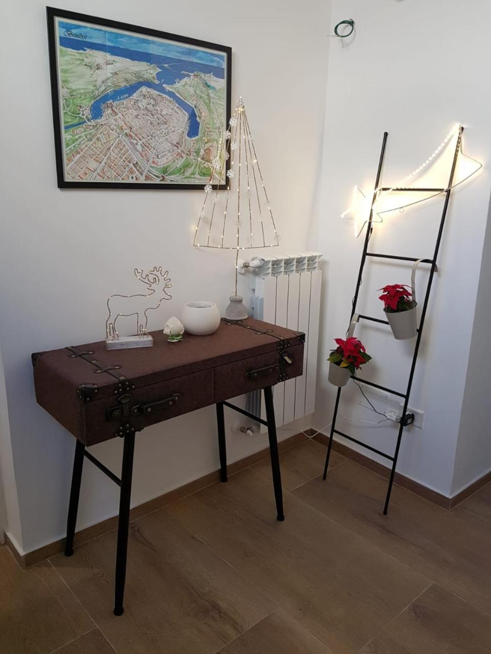 Handy Brindisi Eksteriør billede